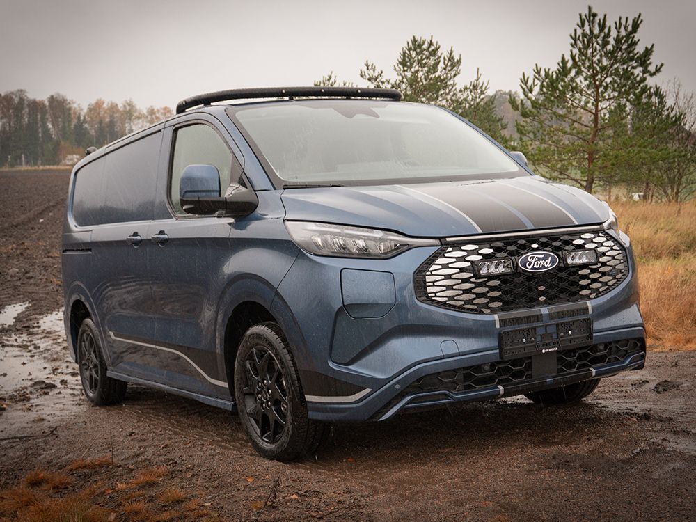 ford_transit_custom_electric_grille_kit_marketing_image__3__web