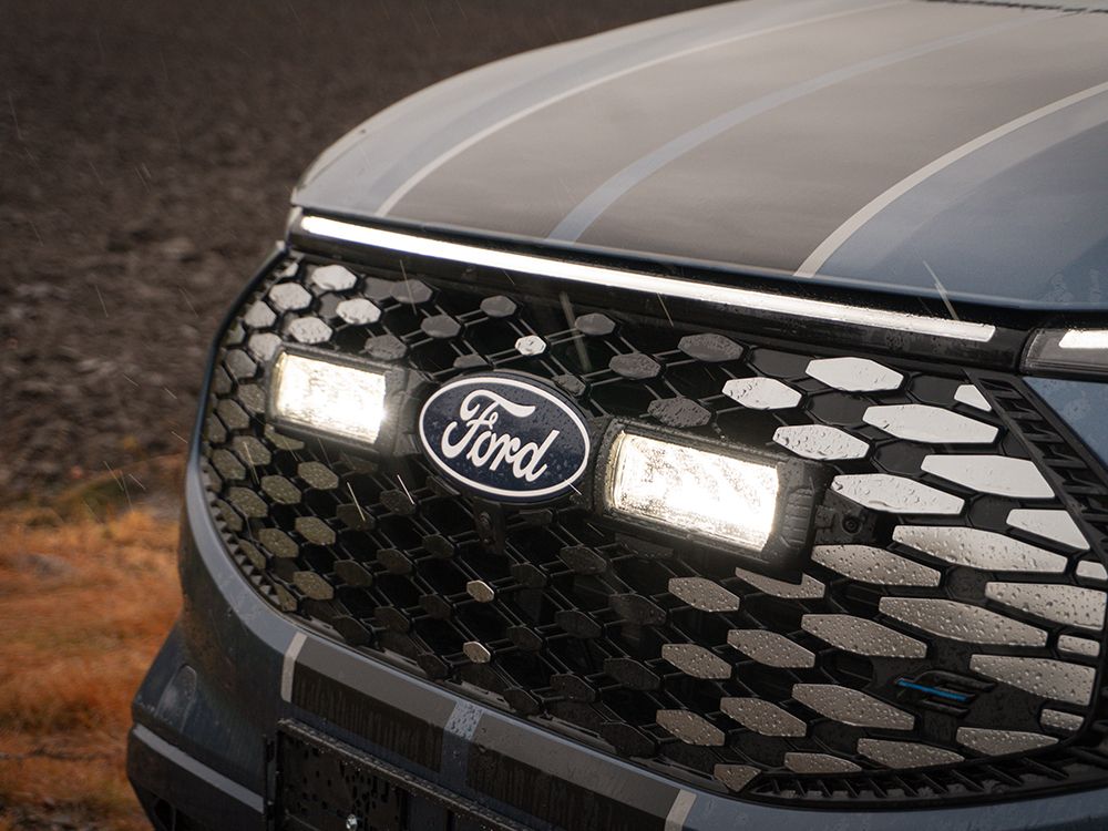 ford_transit_custom_electric_grille_kit_marketing_image__8__web